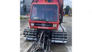 PistenBully 060 with Cabin